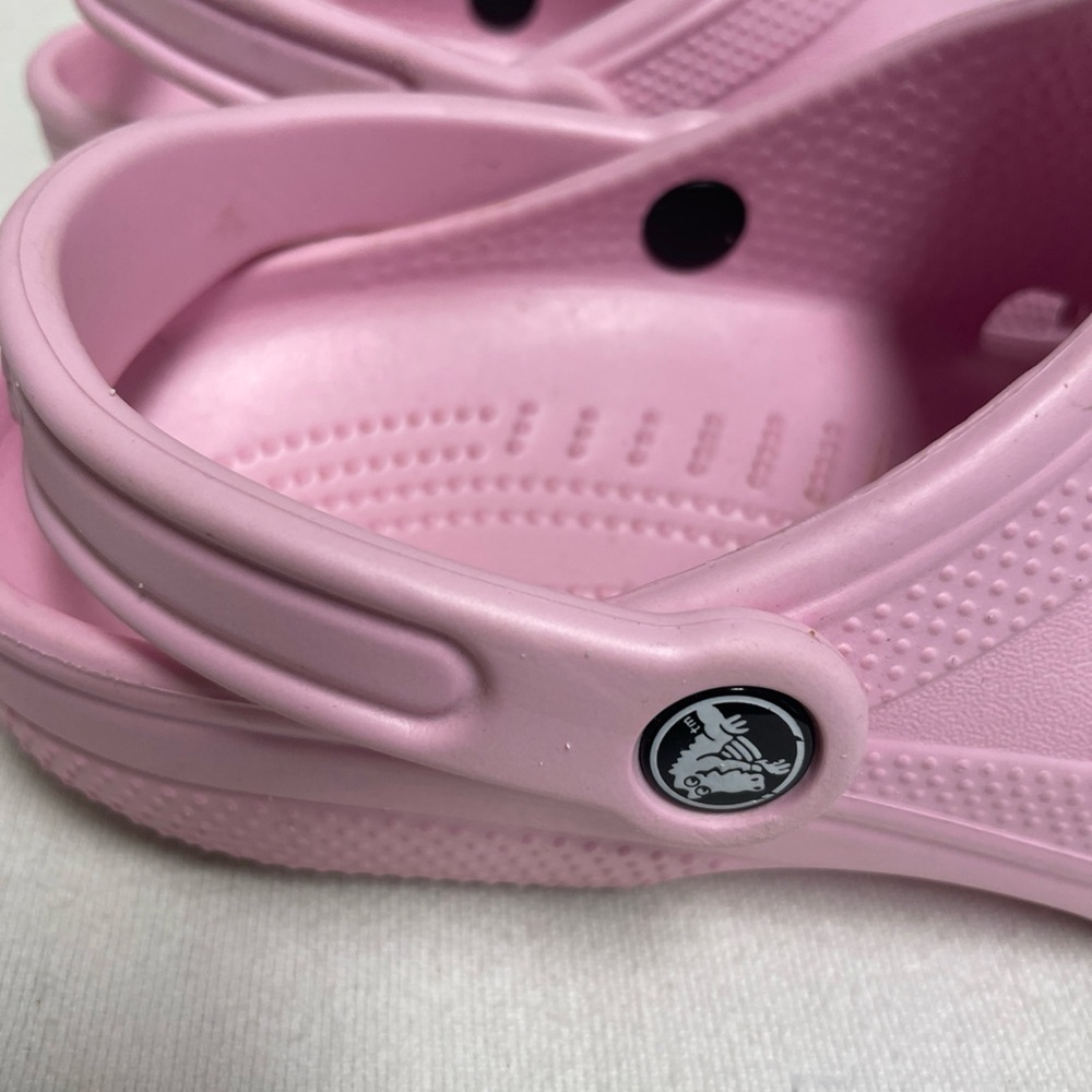 Crocs Pretty Pink M7 W9 Clogs Shoes Sandals - Picture 3 of 12